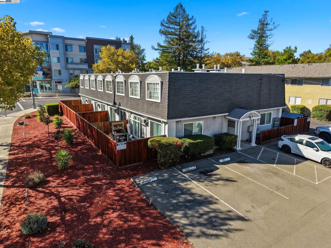 Dublin, California, United States 5 - 16695765