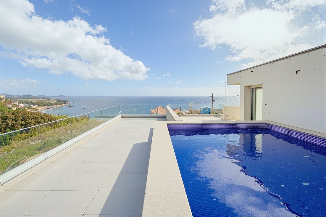 House in Santa Cruz, Madeira, Portugal 2 - 16483012