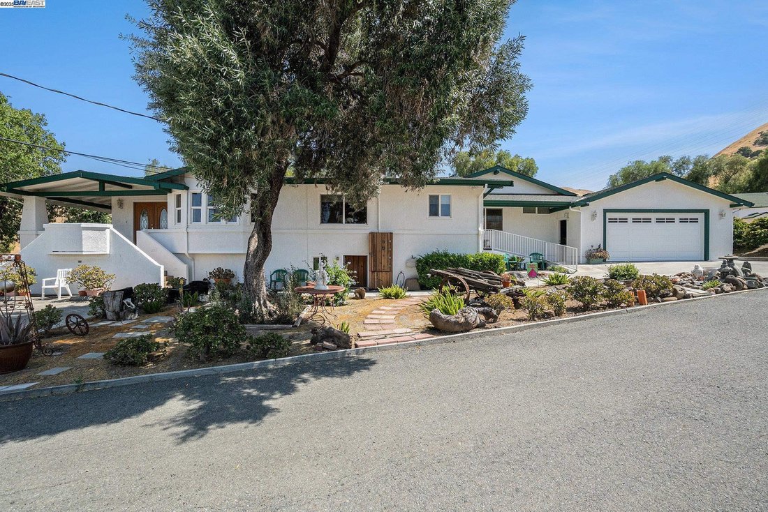 House in Pittsburg, California, United States 5 - 16694418
