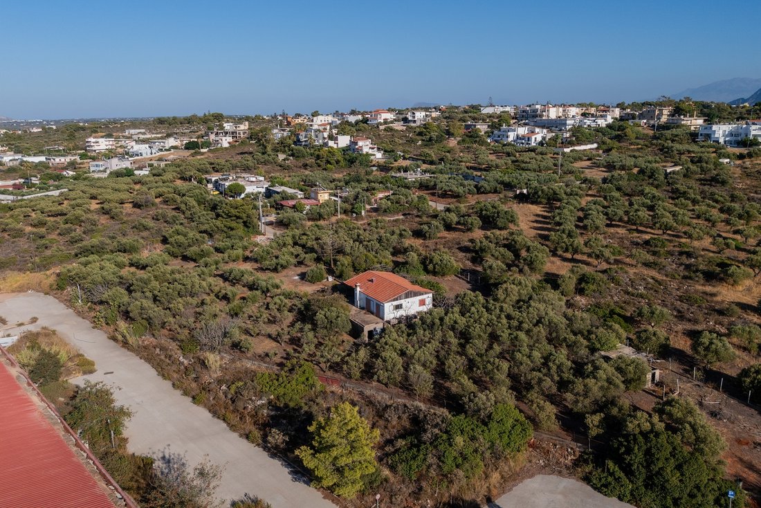 Land in Crete, Greece 4 - 16696227