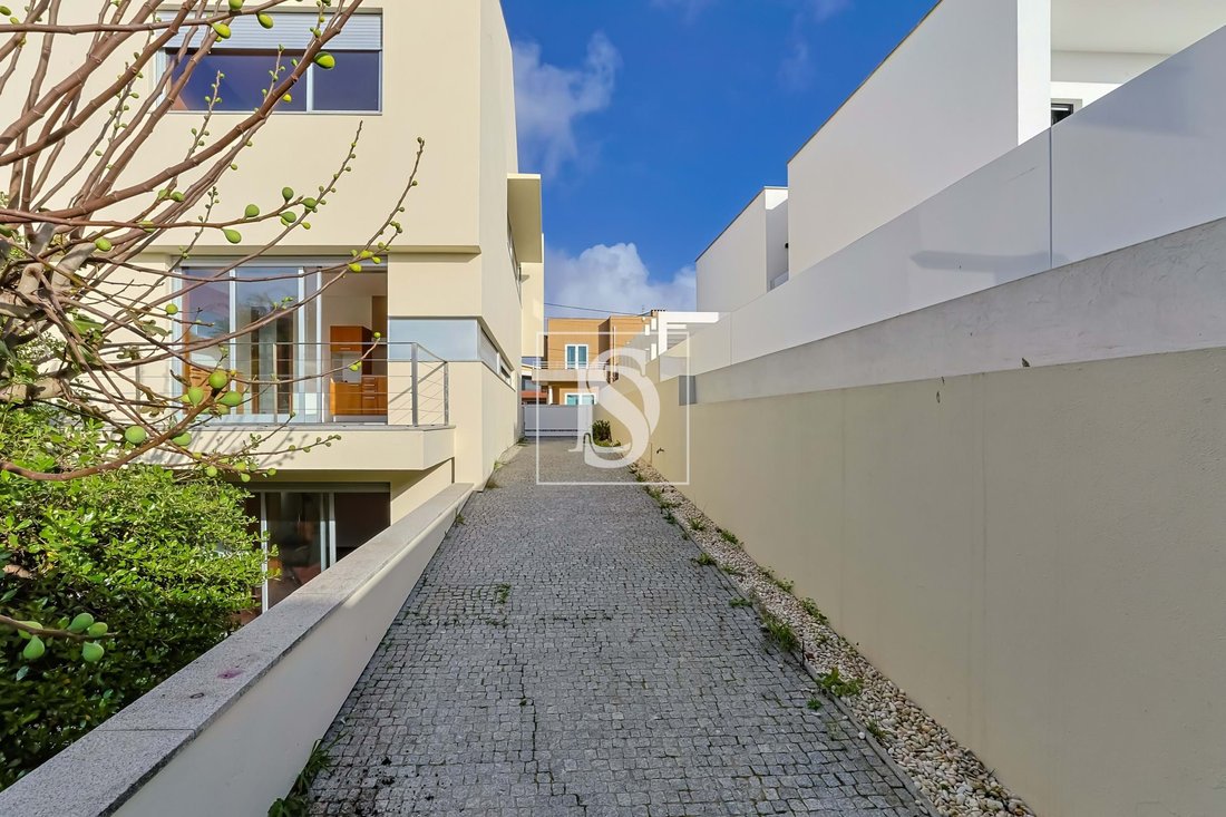 Villa in Aveleda, Porto District, Portugal 2 - 16696271
