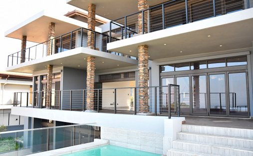 House in Blackburn, KwaZulu-Natal, South Africa 1