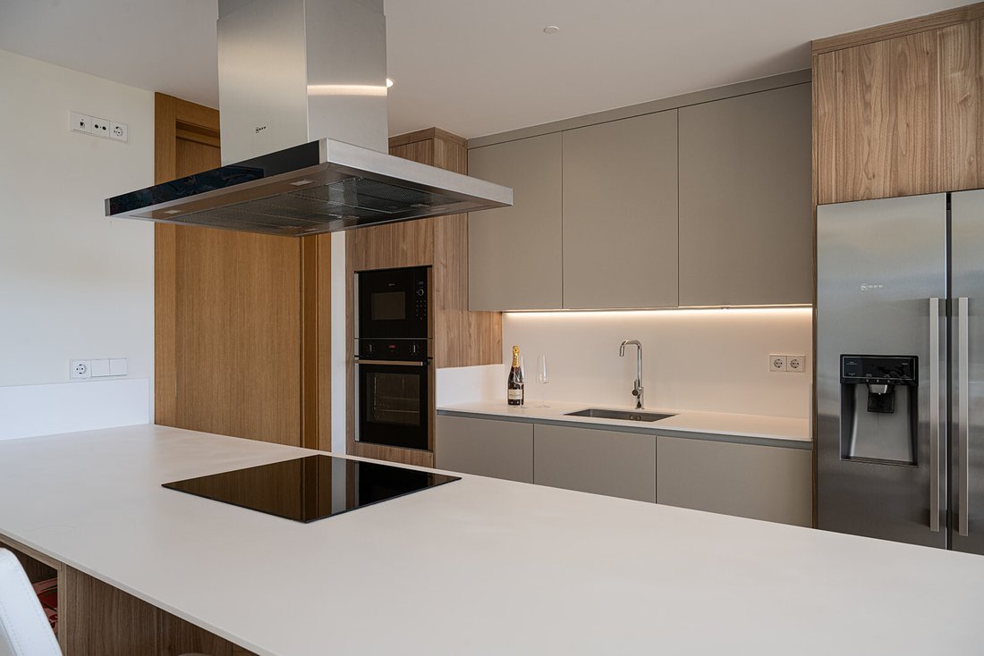 Apartment in Benahavis, Andalusia, Spain 3 - 16696350