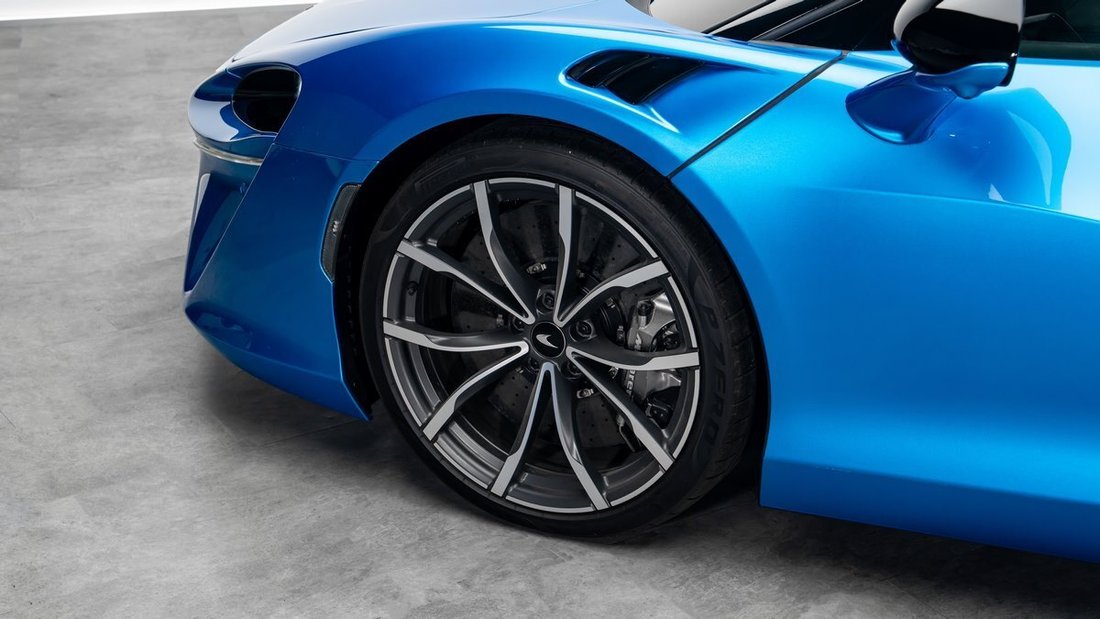 Coupe in Dubai, Dubai, United Arab Emirates 4 - 16700344