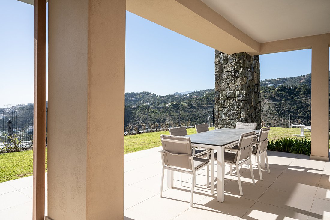 Apartment in Benahavis, Andalusia, Spain 5 - 16696350