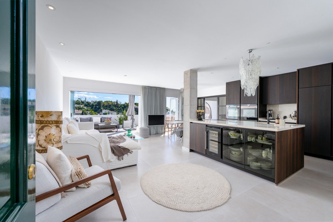 Penthouse in Benahavis, Andalusia, Spain 1 - 16696340
