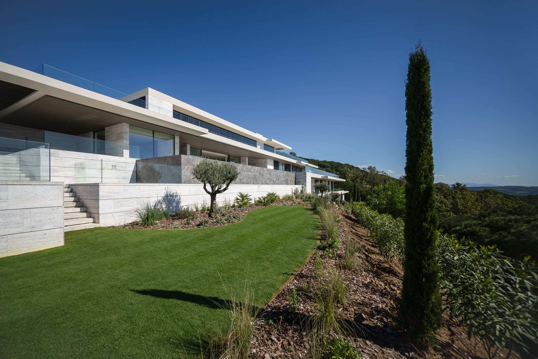 Villa in Sotogrande, San Roque, Andalusia 2 - 16698015