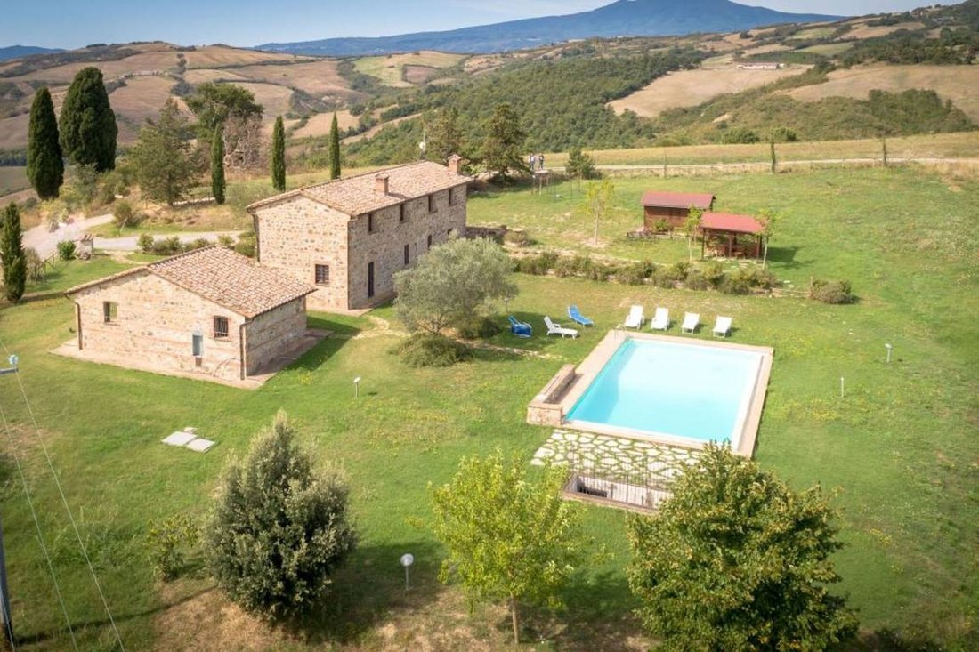 Casa di campagna a Radicofani, Toscana, Italia 3 - 16696854