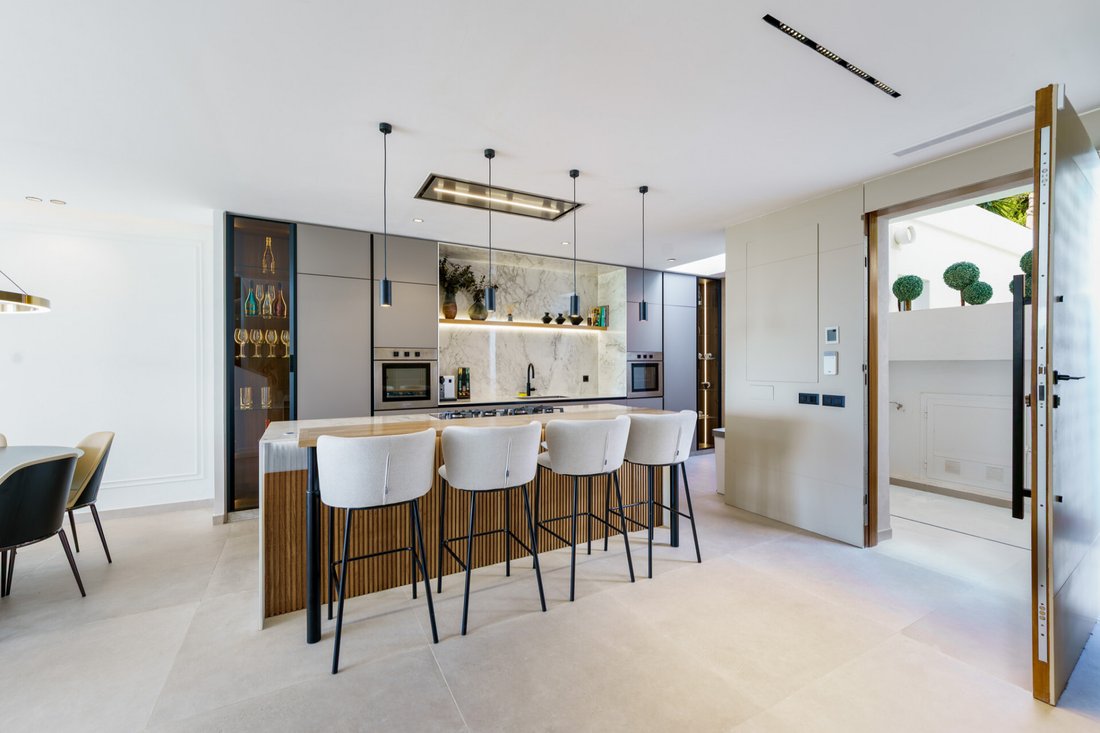 House in Benahavis, Andalusia, Spain 5 - 16696372