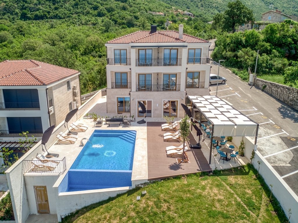 Villa in Blizikuće, Budva Municipality, Montenegro 3 - 15629350