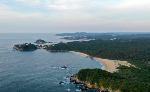 Land in La Bocana de Copalita, Oaxaca, Mexico 1