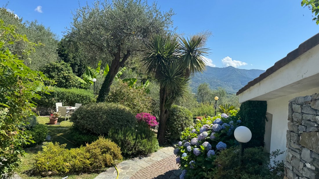 Villa in Rapallo, Liguria, Italy 3 - 16696964