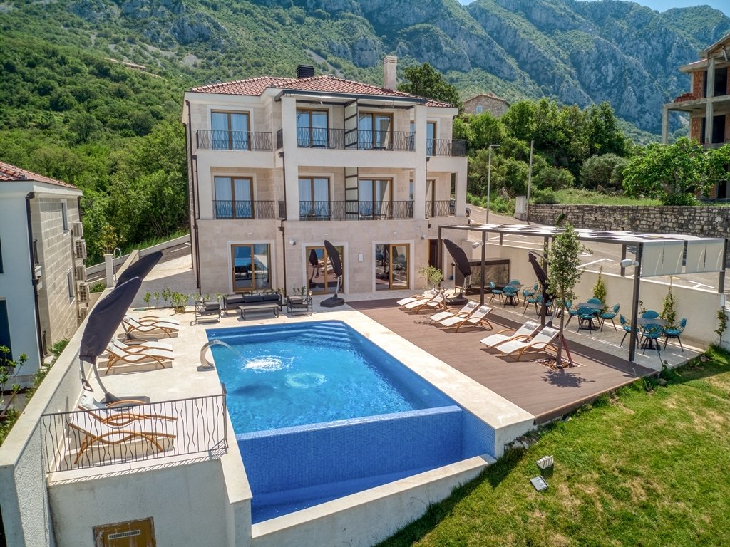 Villa in Blizikuće, Budva Municipality, Montenegro 4 - 15629350