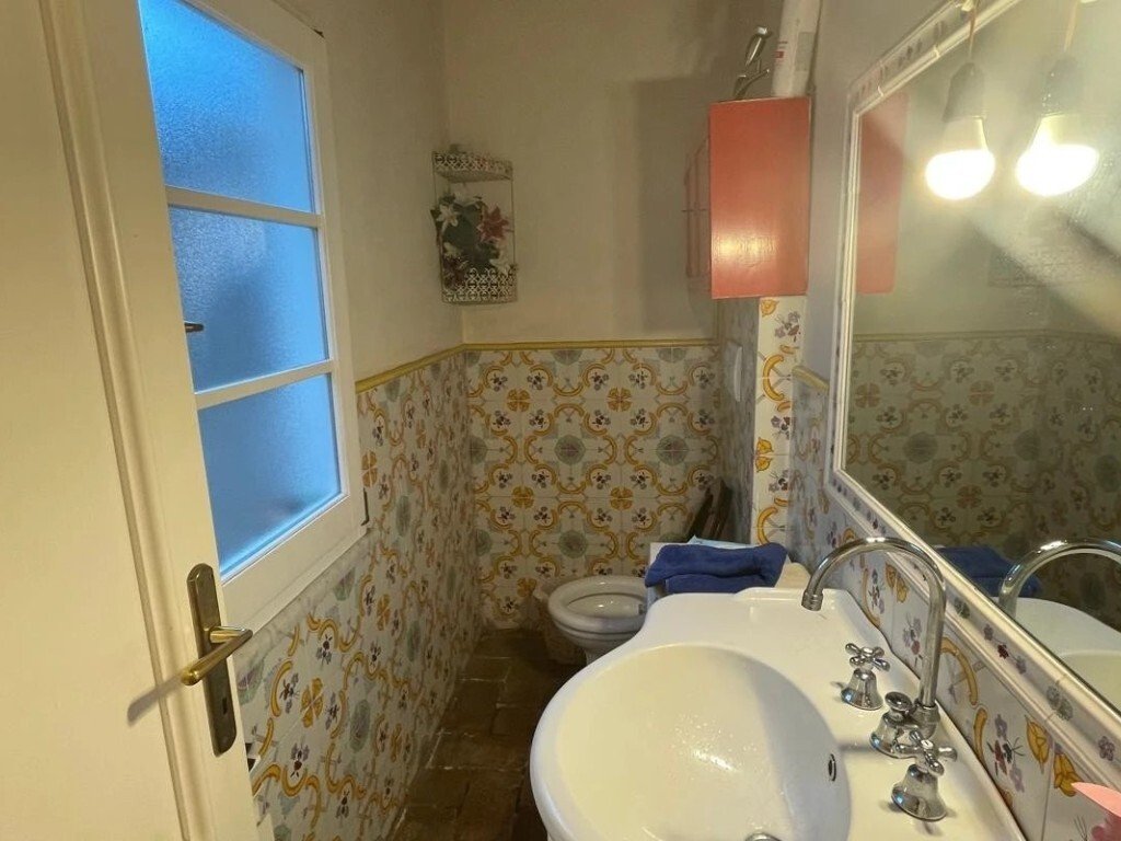 House in Pietrasanta, Tuscany, Italy 3 - 16696933