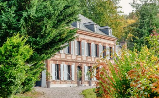 House in Secteur Sauvegarde, Honfleur, France 1