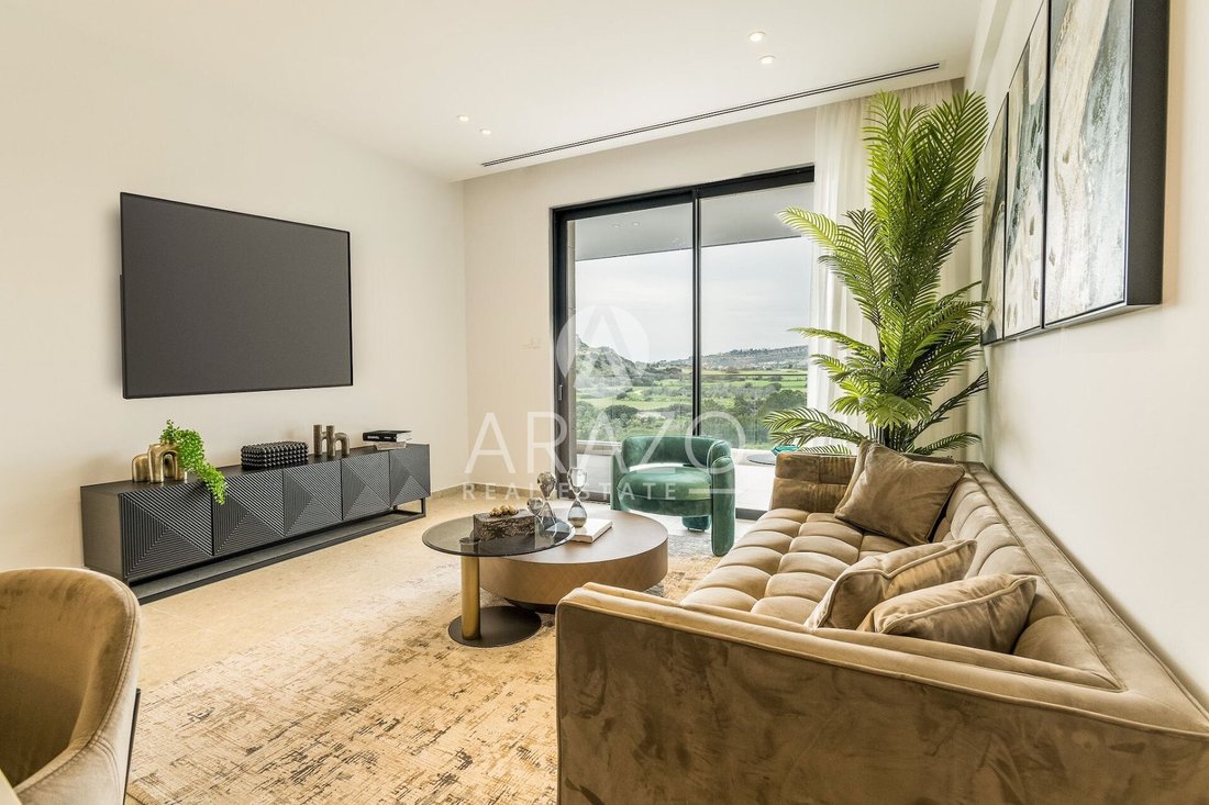 Apartment in Agios Tychon, Limassol, Cyprus 2 - 16700381