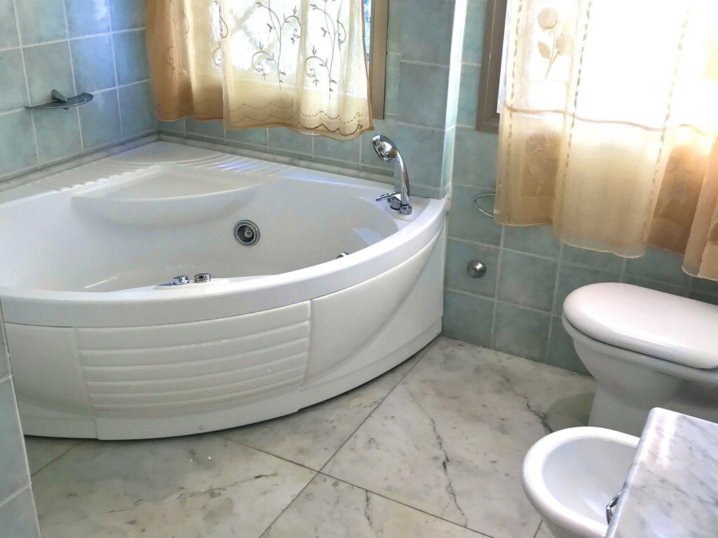 Villa in Pietrasanta, Tuscany, Italy 4 - 16697067