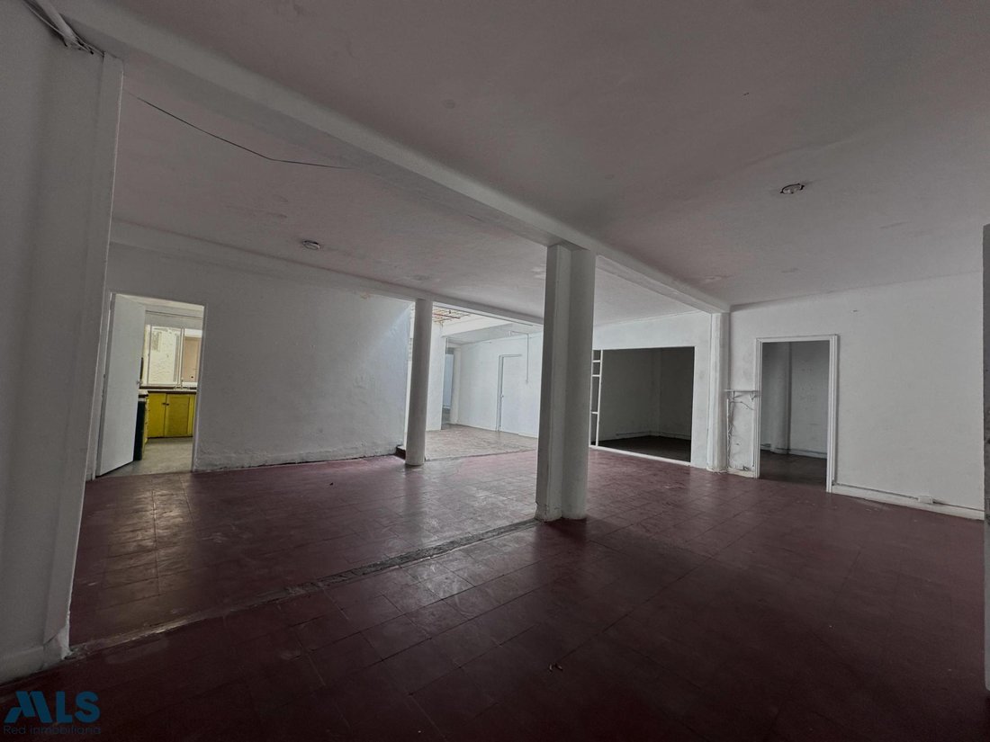 House in Medellín, Antioquia, Colombia 4 - 16697565