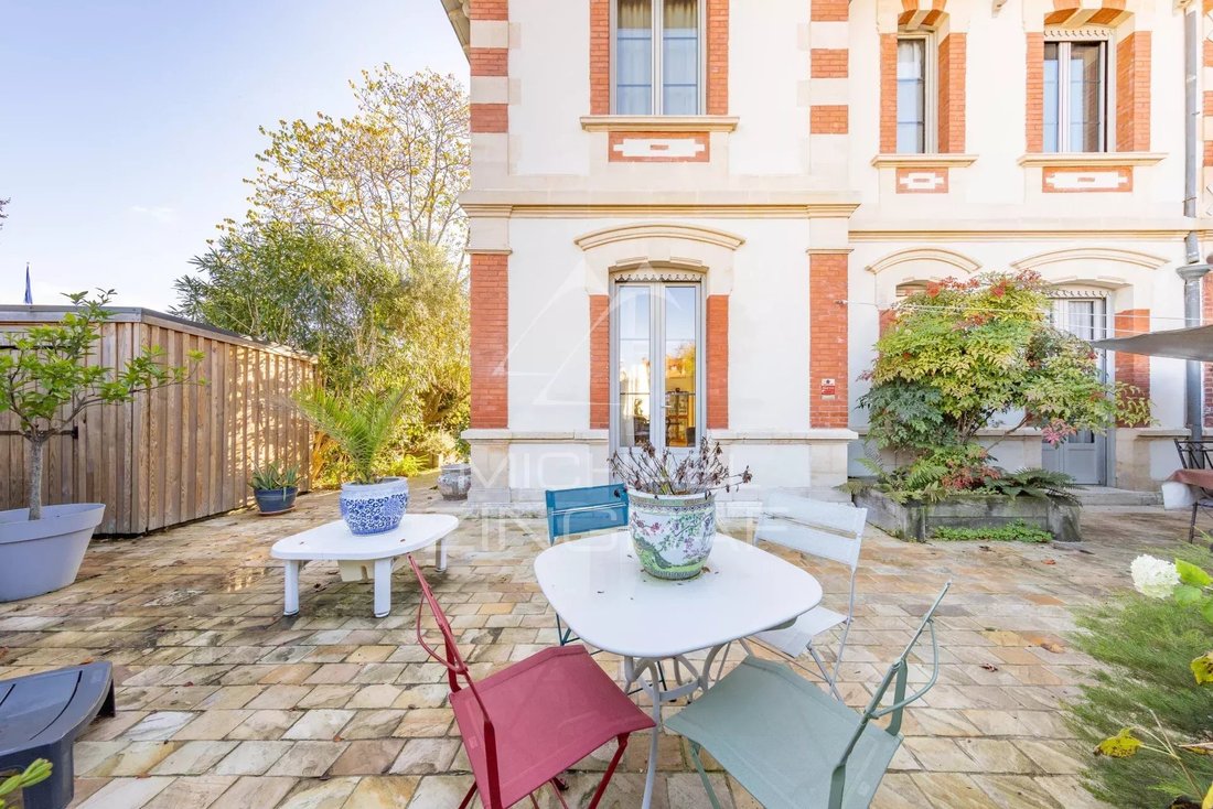 House in Aiguillon, Arcachon, France 1 - 16697535