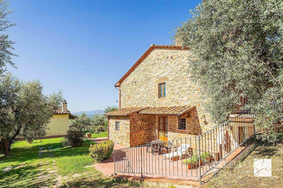 Estate in Larciano, Tuscany, Italy 5 - 16698373