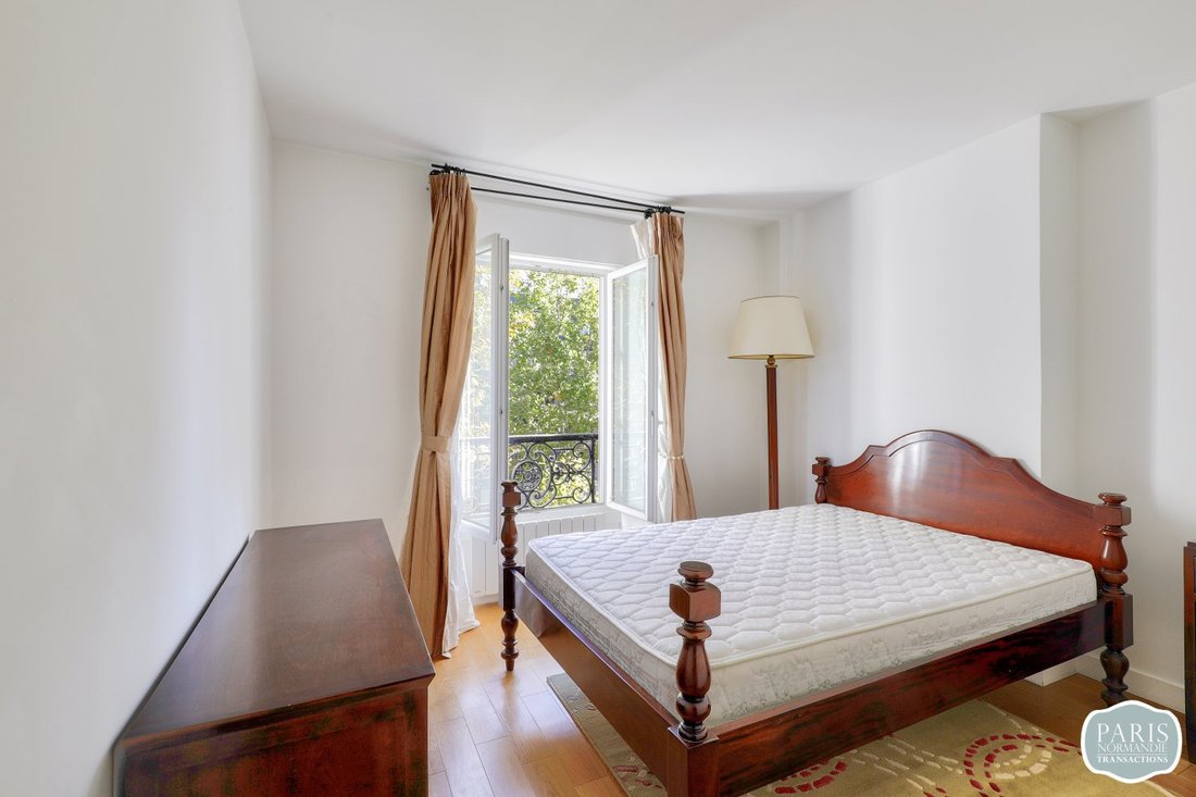 Apartment in Pereire-Malesherbes, Paris 17e Arrondissement, Paris 3 - 16697236