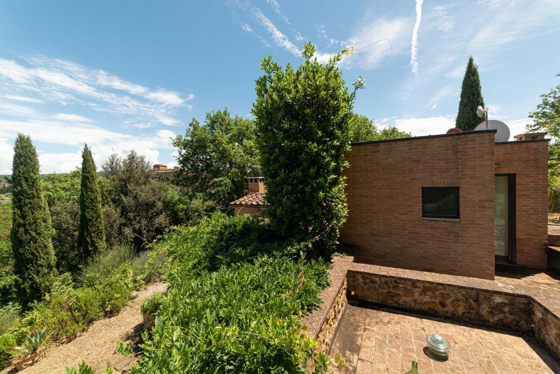 Villa in Montalcino, Tuscany, Italy 4 - 16696889