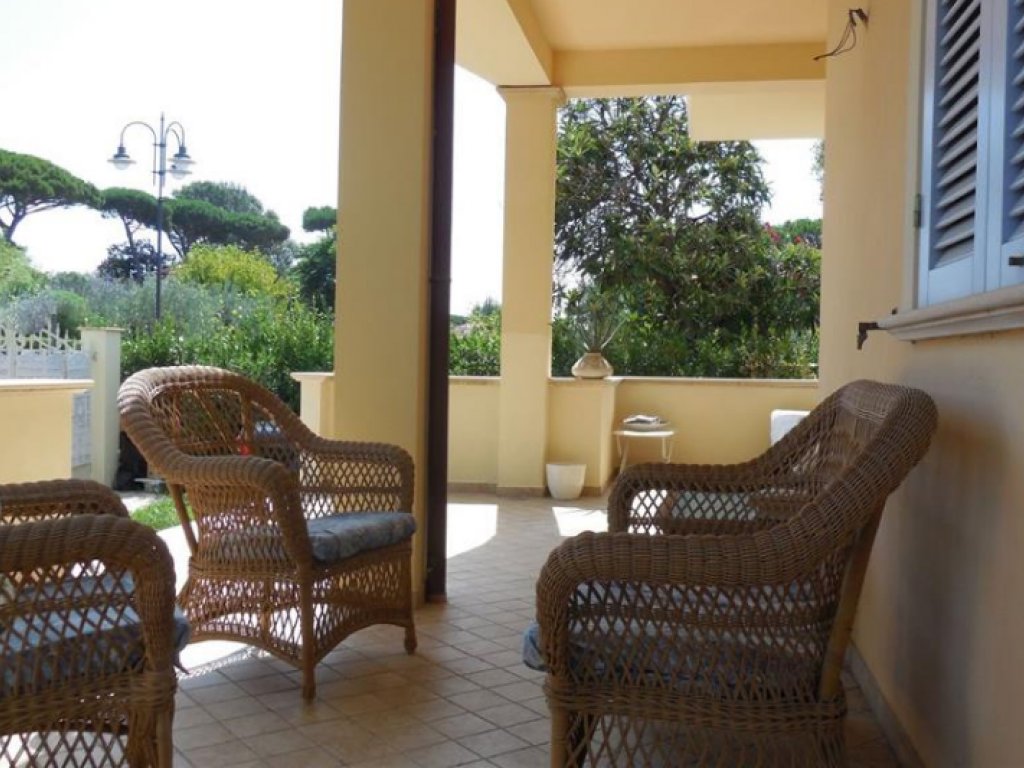 Villa in Tonfano, Pietrasanta, Italy 1 - 16696784