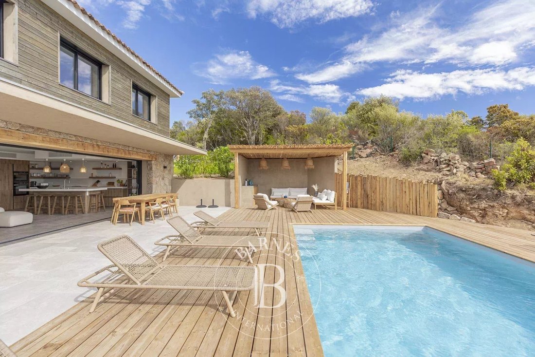 Villa in Zonza, Corsica, France 1 - 16697463