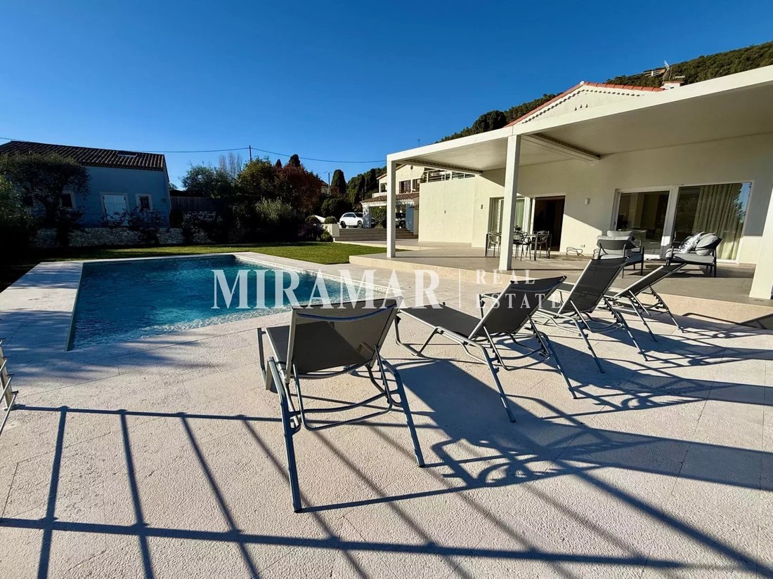 Villa in Villefranche-sur-Mer, Provence-Alpes-Côte d'Azur, France 3 - 16697444