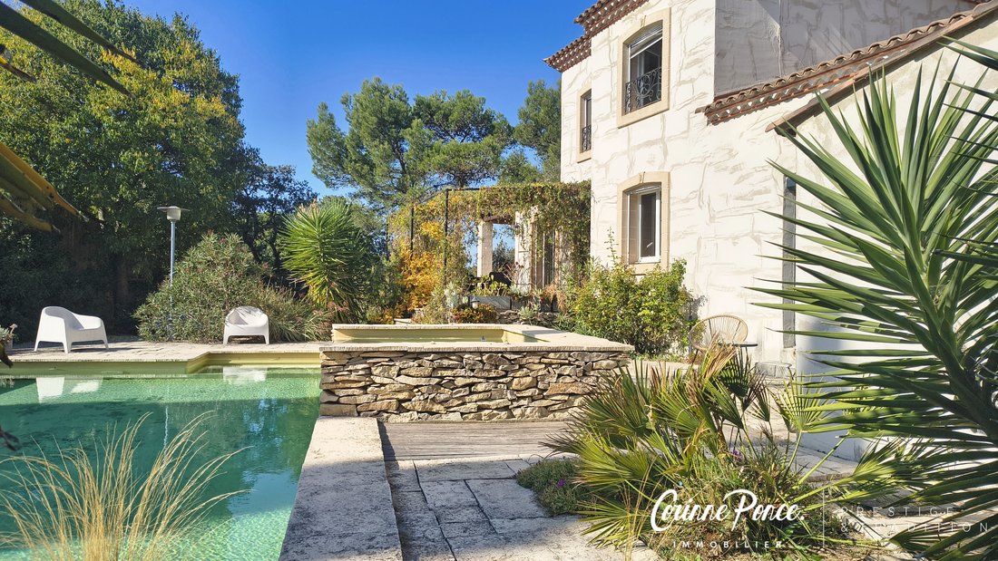 Villa in Camplanier, Nimes, France 2 - 16698511