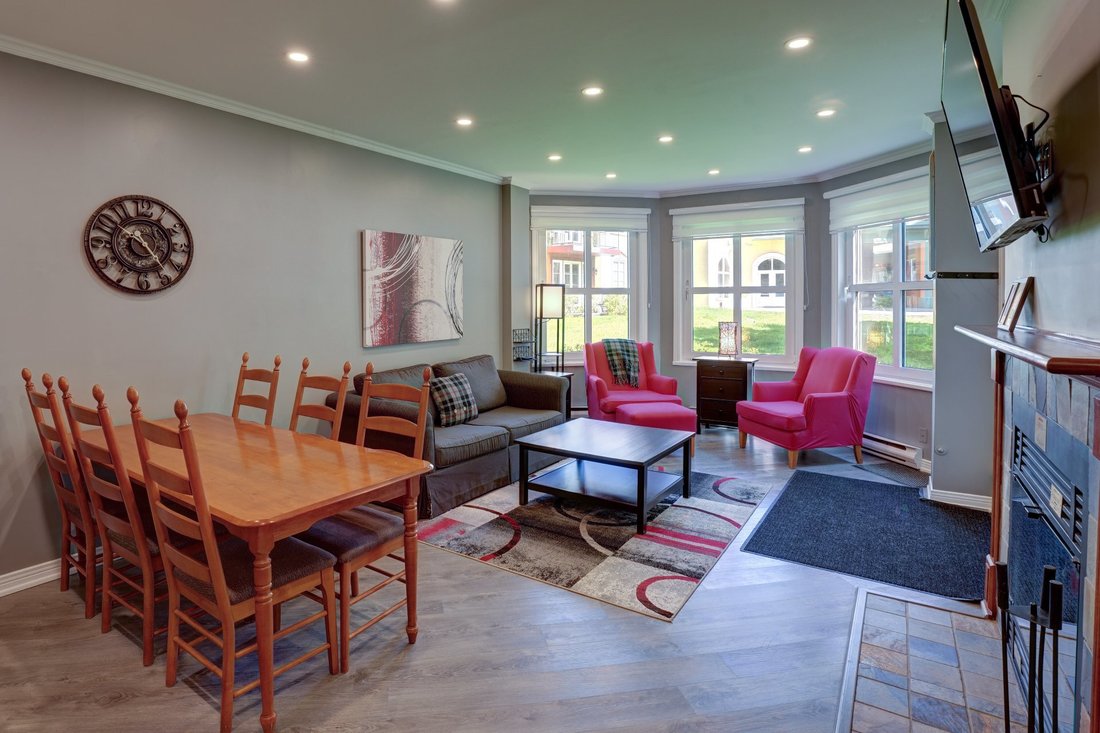 Condo in Mont-Tremblant, Quebec, Canada 3 - 16699145