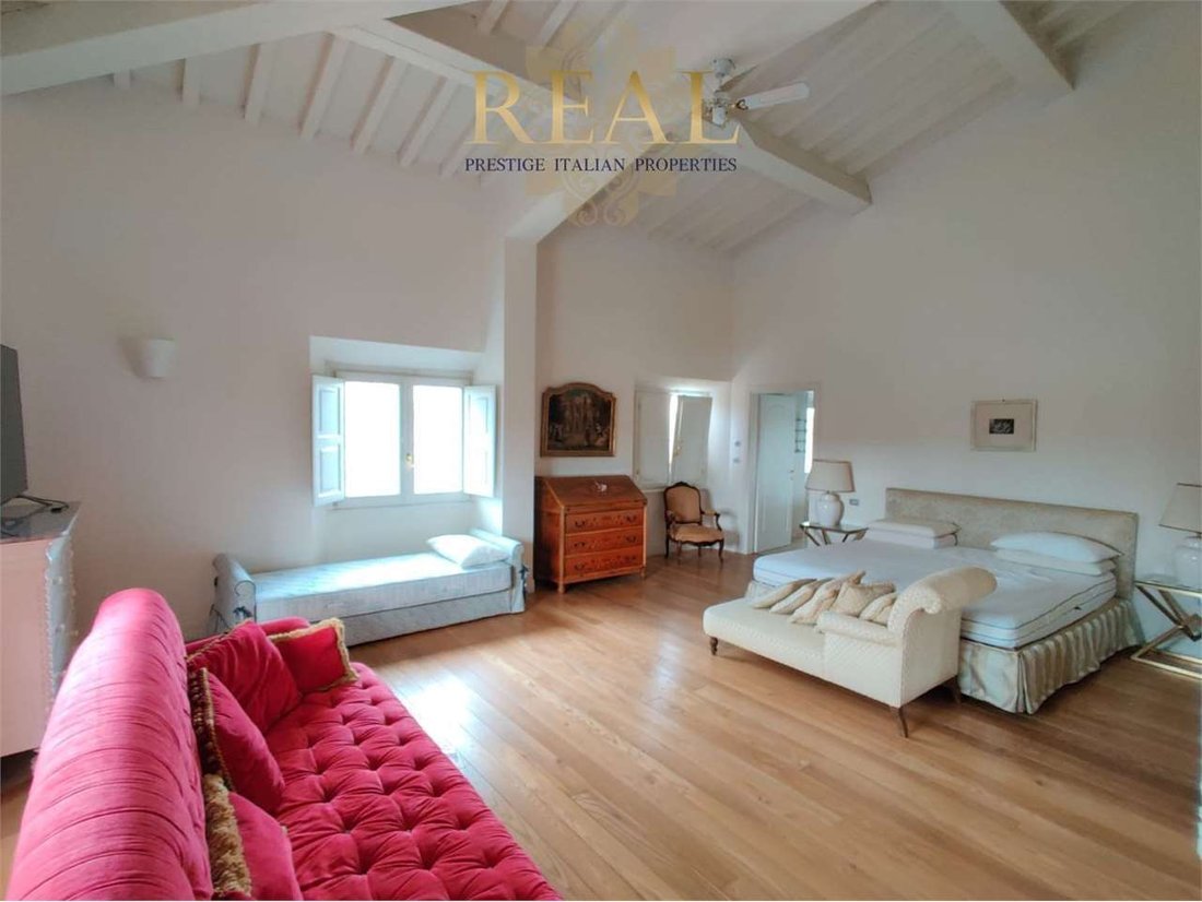 Villa in Center, Signa, Tuscany 5 - 16698723