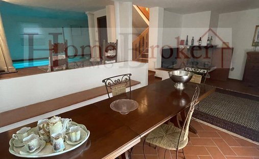 Castle for Sale in Impruneta, Tuscany, Italy