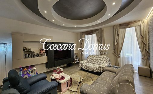 Castle for Sale in Casa Vannini, Tuscany, Italy