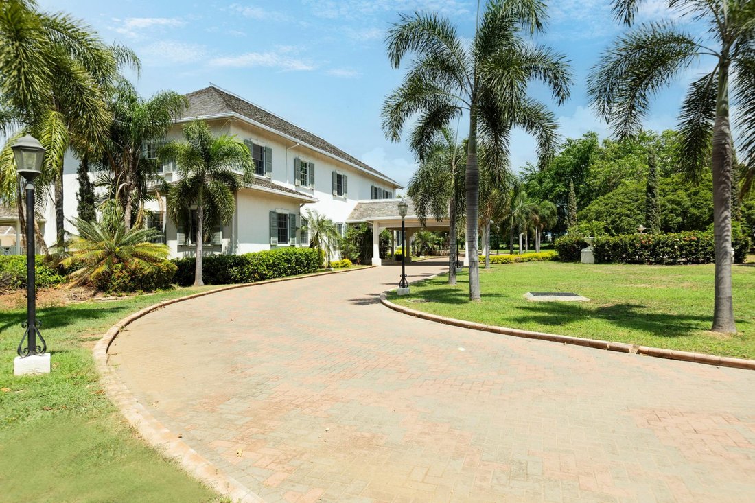 House in Kingston 10, Jamaica 1 - 16697927