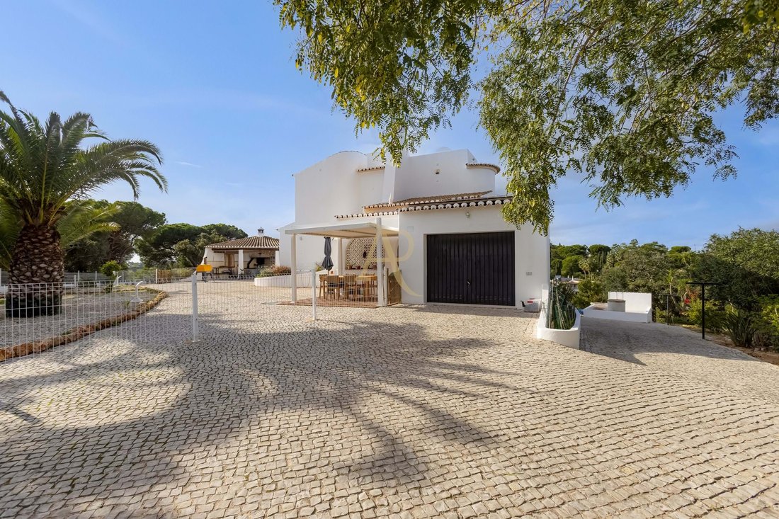 Villa in Lagoa e Carvoeiro, Algarve, Portugal 4 - 16698027