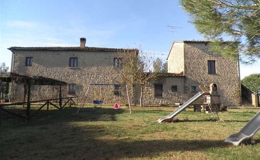 Casa de Campo en Pomarance, Toscana, Italia 1