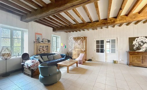 Château With Two Gîtes And Reception Hall.