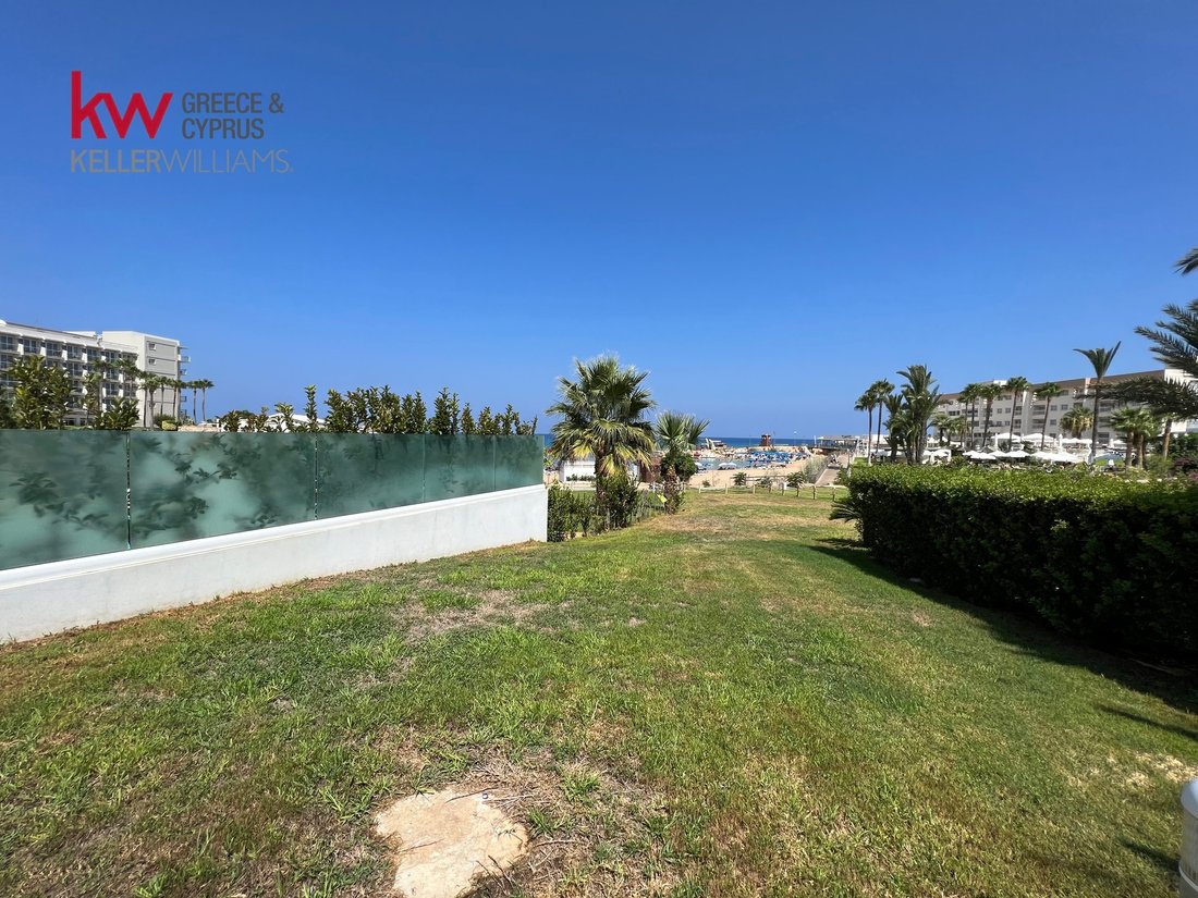 Villa in Pernera, Cyprus 2 - 15977259