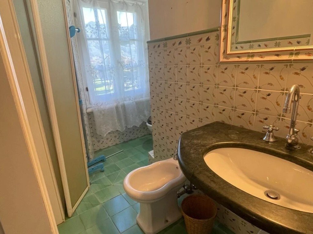 House in Pietrasanta, Tuscany, Italy 4 - 16696933