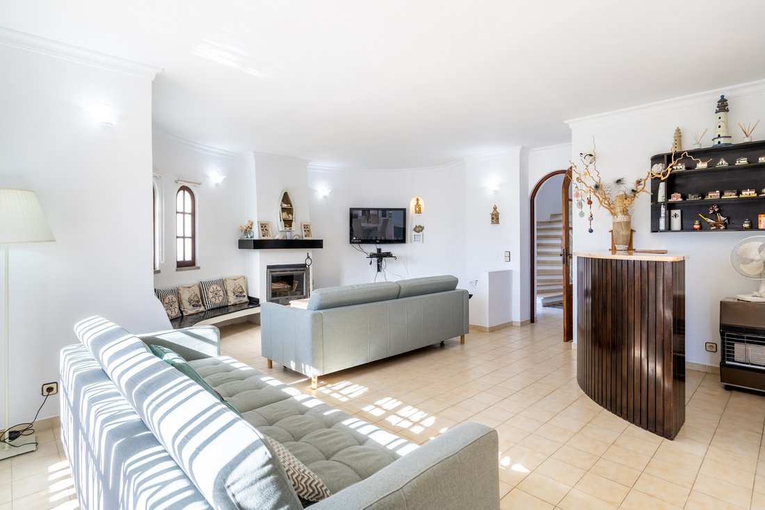 House in Vilamoura, Quarteira, Algarve 2 - 16699772