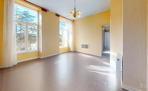 Castle for Sale in Fargues-Saint-Hilaire, Nouvelle-Aquitaine, France