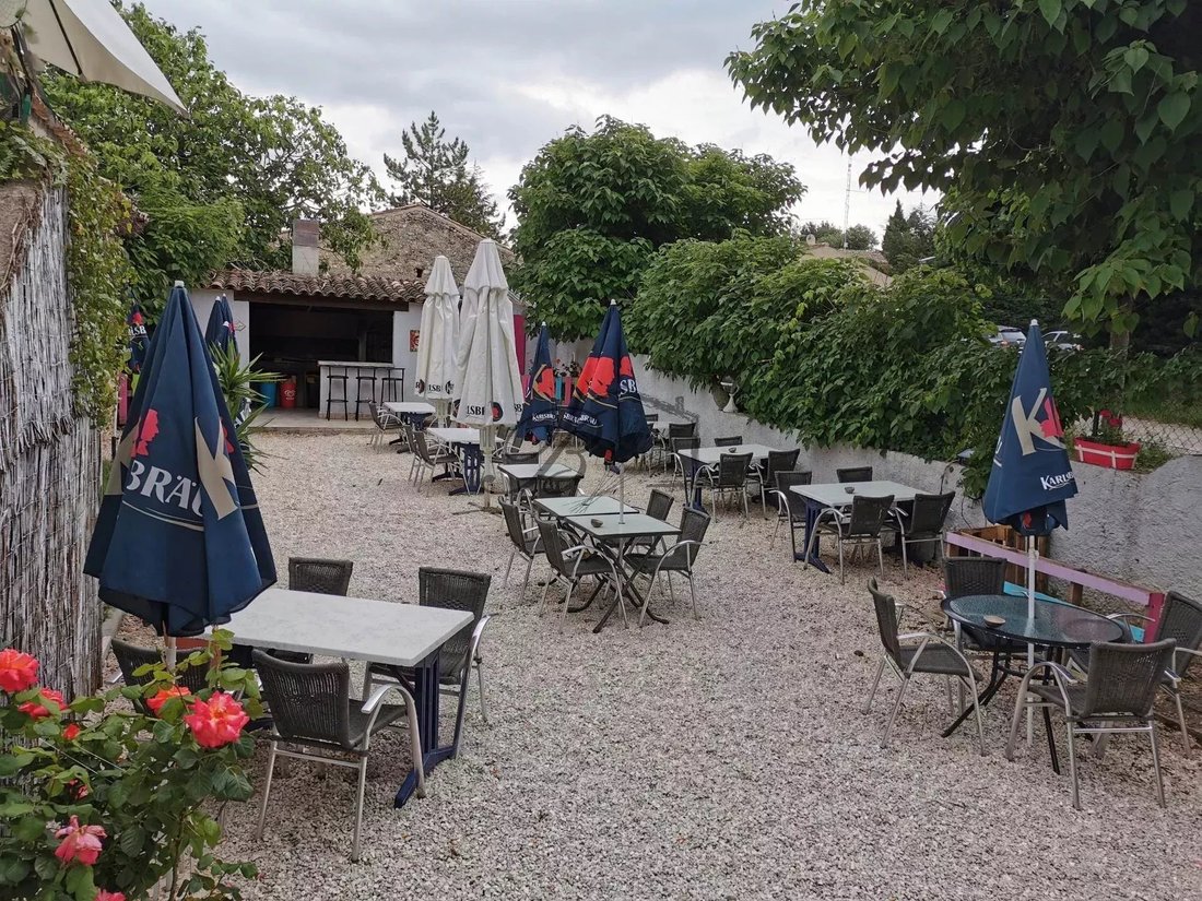 Andere in Beaumont-de-Pertuis, Provence-Alpes-Côte d'Azur, Frankreich 1 - 16562938