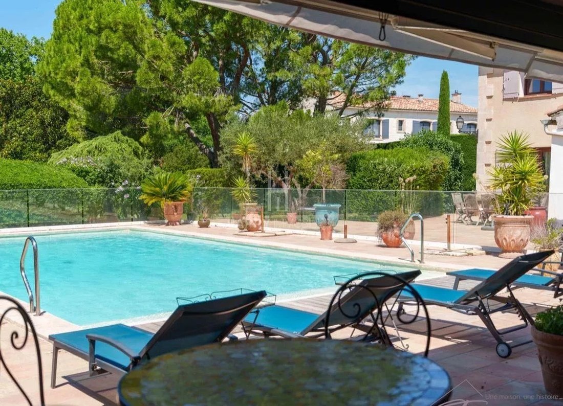Estate in Campagne, Tarascon, France 2 - 16697370