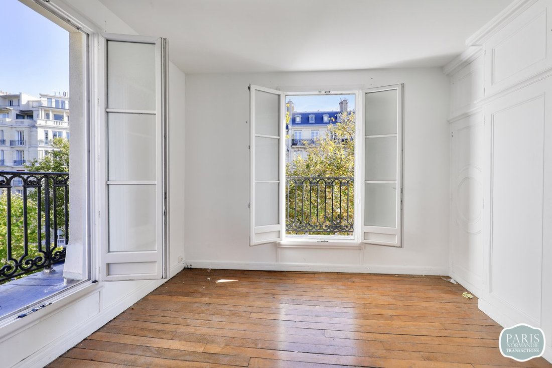 Apartment in Clignancourt-Jules Joffrin, Paris 18e Arrondissement, Paris 4 - 16697220
