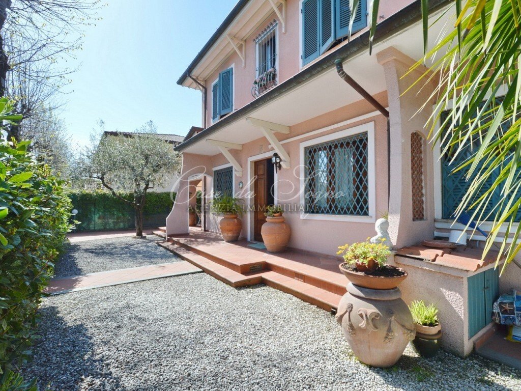 Villa in Center, Forte dei Marmi, Tuscany 5 - 16696757