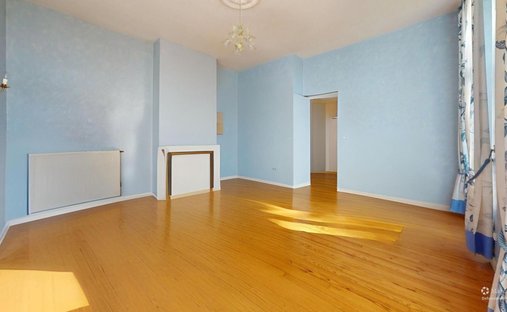 Castle for Sale in Fargues-Saint-Hilaire, Nouvelle-Aquitaine, France