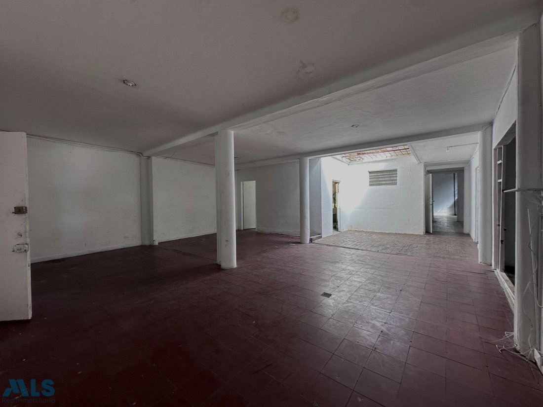 House in Medellín, Antioquia, Colombia 3 - 16697565