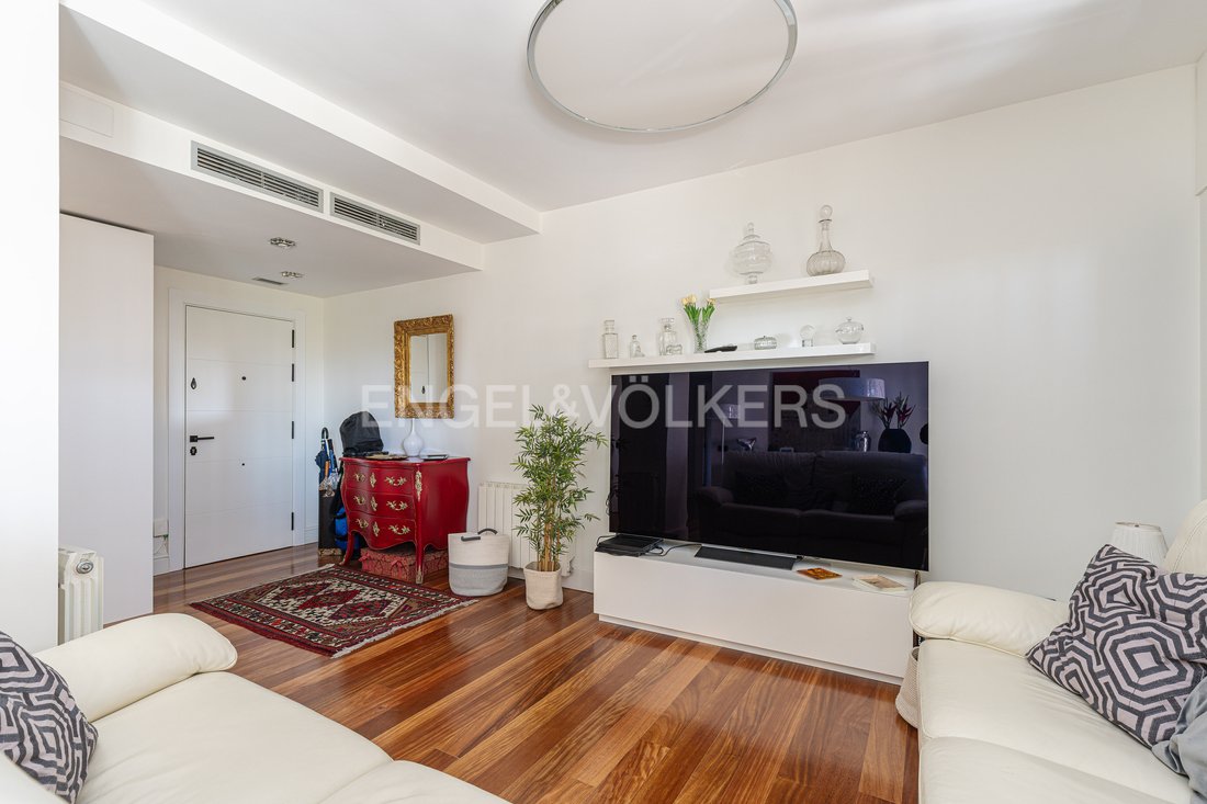 Apartment in Fuencarral-El Pardo, Madrid, Spain 4 - 16699103
