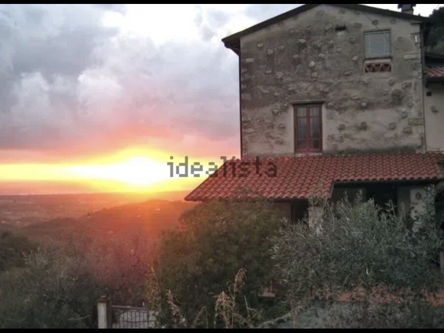 Country House in Pietrasanta, Tuscany, Italy 1 - 16696605